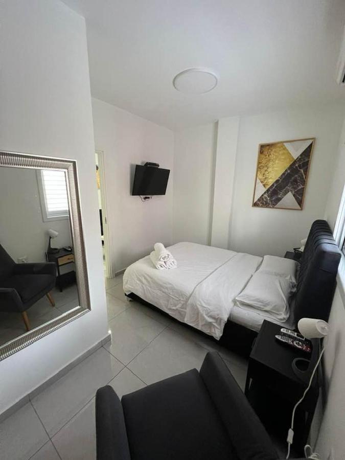 Apartments4You Maya 巴特亚姆 外观 照片